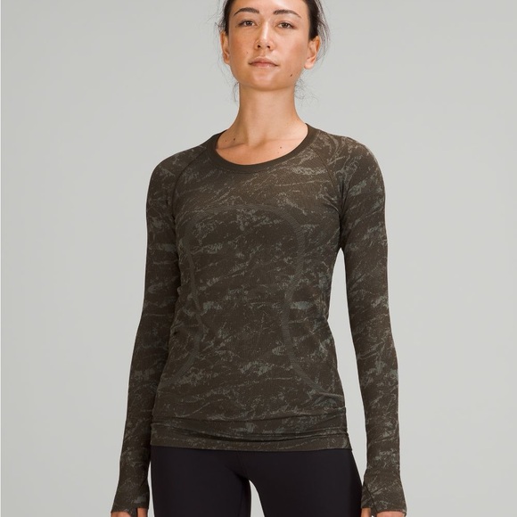 Lululemon Army Green Camouflage Swiftly Tech Long Sleeve HK edit. - Picture 5 of 6